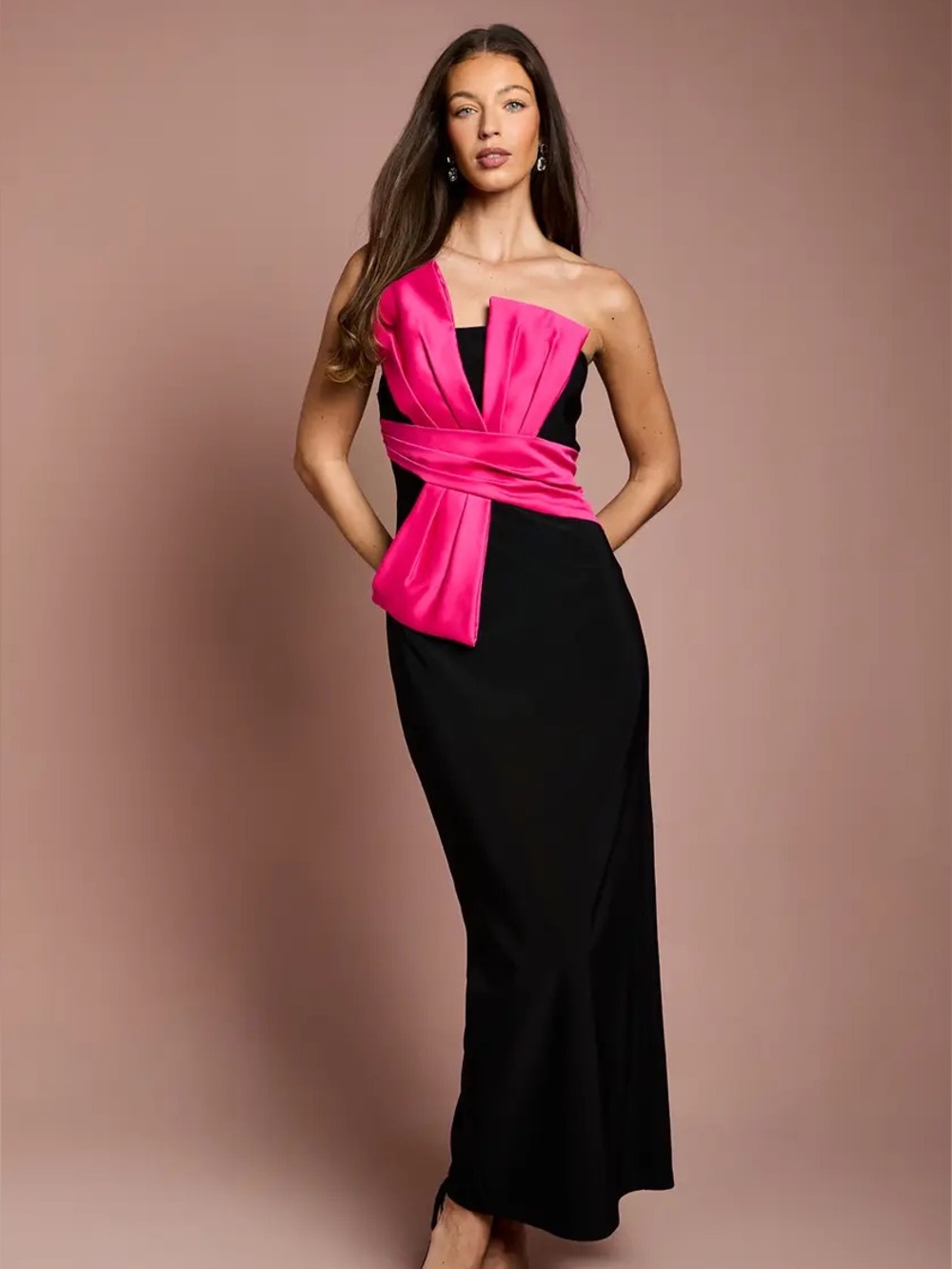 Elegant Black Strapless Evening Gown with Hot Pink Bow Detail
